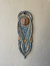 Load image into Gallery viewer, Sentiant Warrior Wallflower