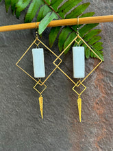 Load image into Gallery viewer, Jasmine Earrings