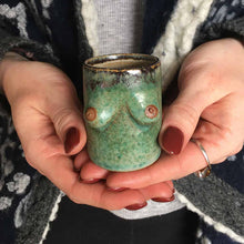 Load image into Gallery viewer, Venus Shot Glass