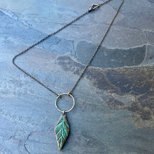 Load image into Gallery viewer, Leaf Choker Necklace
